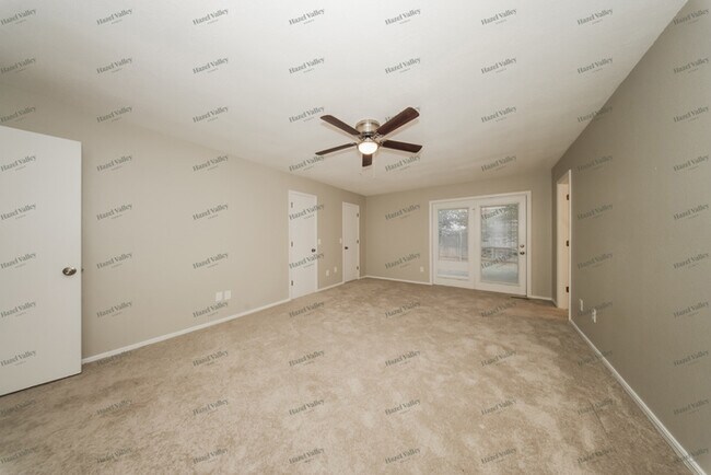 Building Photo - 608 Westridge Ct