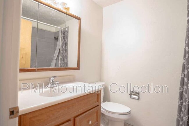 Building Photo - 536 S 100 W