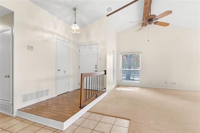 Building Photo - 2126 Auburn Dr