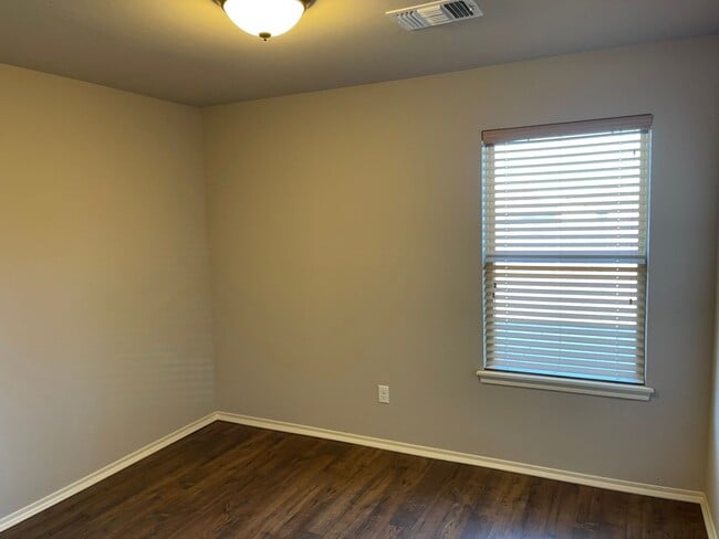 Building Photo - Neighborhood pond, playground, walking tra...