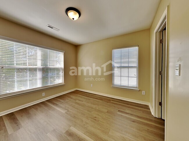 Building Photo - 138 Kimberton Ave