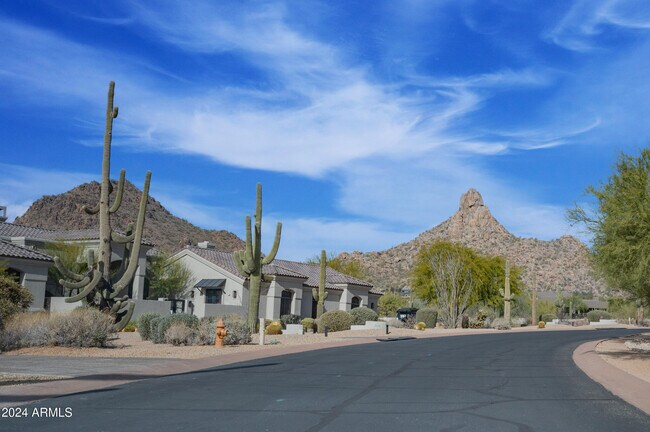 Building Photo - 10326 E Buckskin Trail