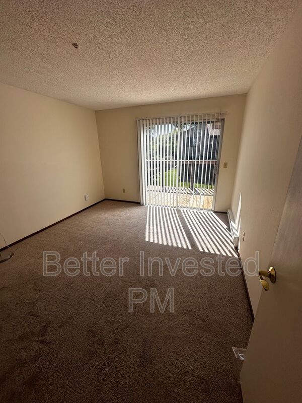 Building Photo - 5220 Fulton Rd