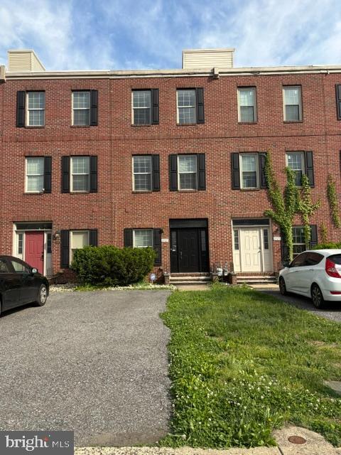 Building Photo - 2727 Tilton St