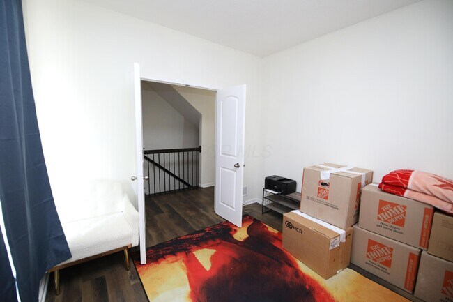 Building Photo - 216 Old Bay Dr