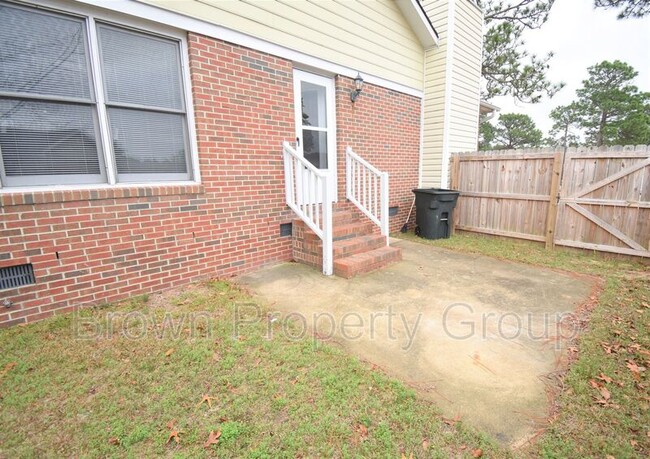 Building Photo - 711 Alexwood Dr