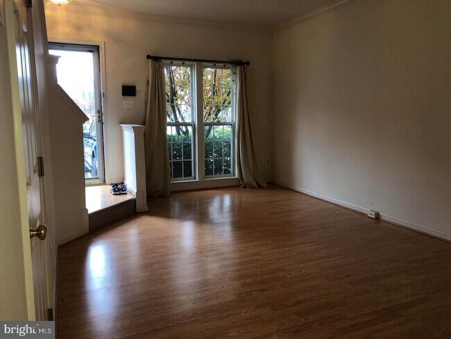 Building Photo - 4314 Mallory Hill Ln