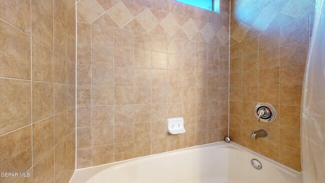 Building Photo - 3249 Emerald Point Dr