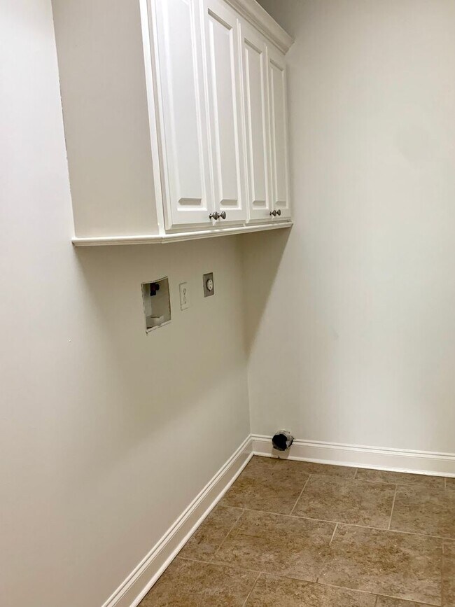 Building Photo - Arlington Plantation / Off Hwy 73