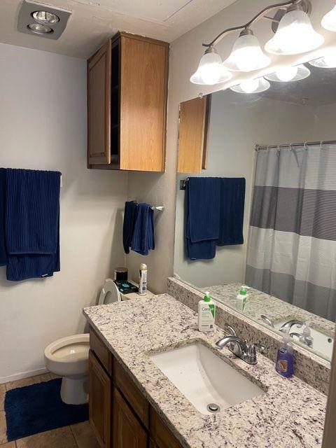 Building Photo - 806 W 24th St