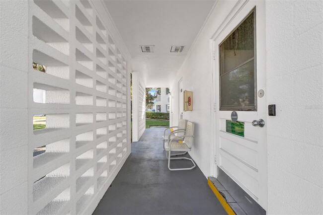 Building Photo - 1140 S Orlando Ave