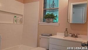 Building Photo - 4810 Wycliff Dr