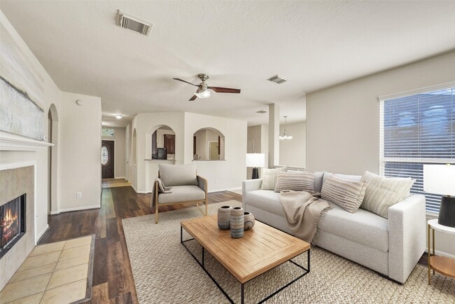 Building Photo - 7414 Compass Rose Dr