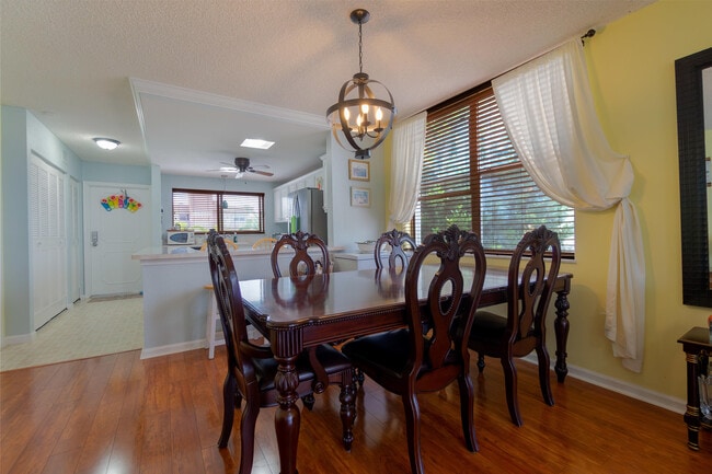 Building Photo - 2008 S Federal Hwy