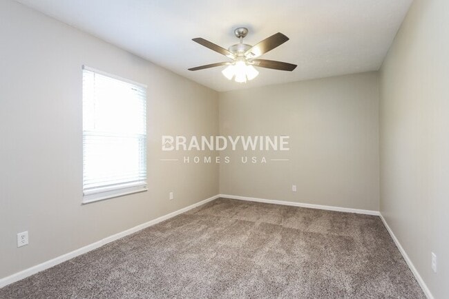 Building Photo - 8825 Royal Meadow Dr