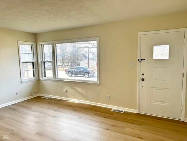 Building Photo - 4209 Shelby St