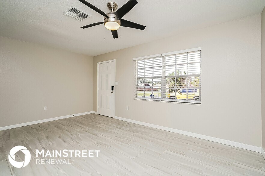 Building Photo - 11440 Fox Run