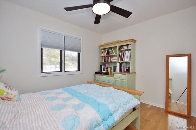 Building Photo - 63 Contempra Cir