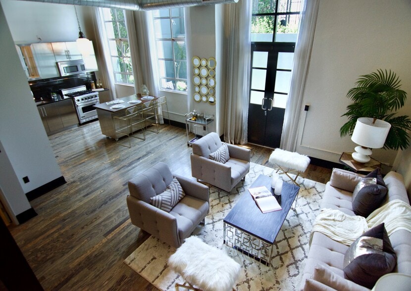 Open Floorplan downstairs - 849 S Broadway