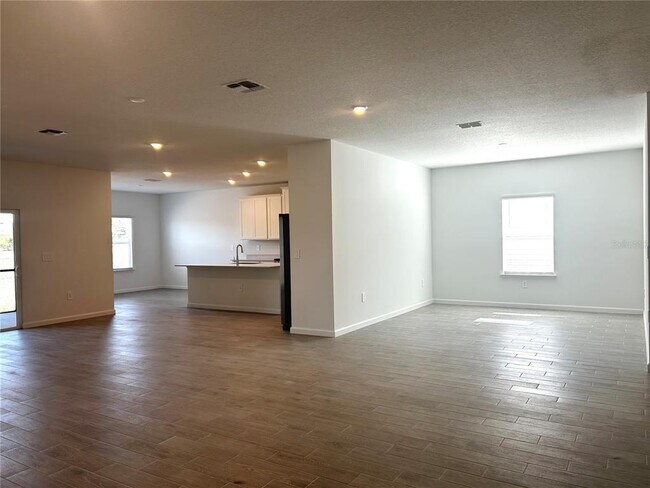 Building Photo - 6637 SW 89th Loop