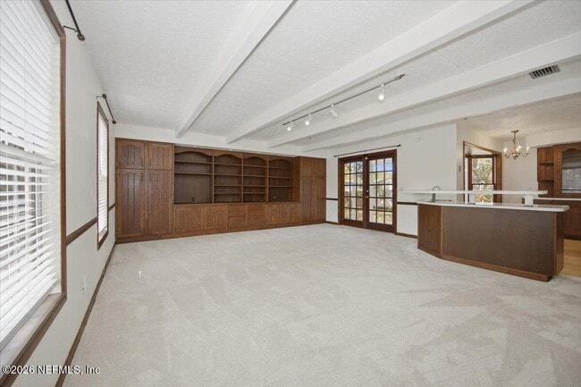 Building Photo - 2214 Larry Dr