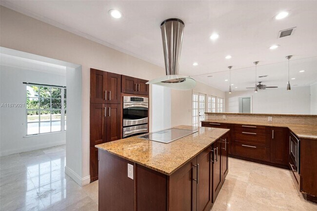 Building Photo - 11301 SW 91 Ave