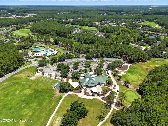 Building Photo - 4565 E Seneca Dr