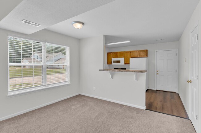 Building Photo - 5013-5015 Carrie Ridge Dr.