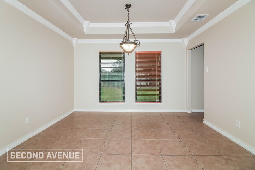 Building Photo - 2526 Windrose Dr