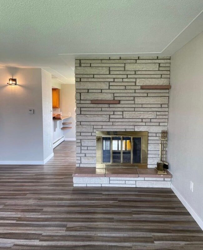 Building Photo - Vance