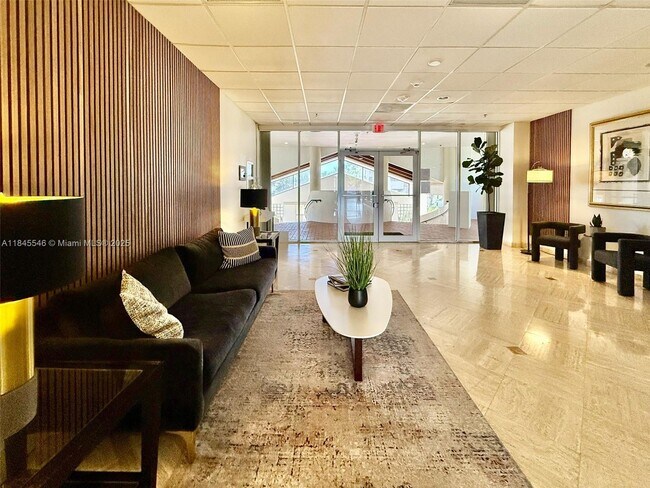 Building Photo - 6422 Collins Ave