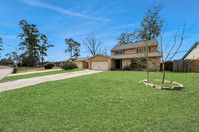 Building Photo - 23927 Verngate Dr