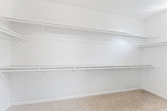 Building Photo - 5816 Amnest Way