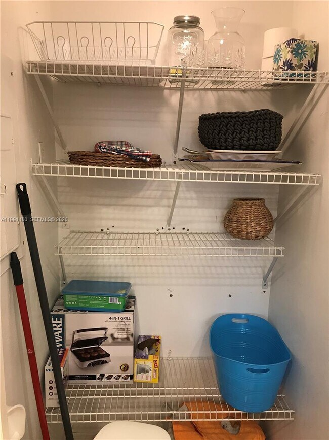 Building Photo - 201 Crandon Blvd