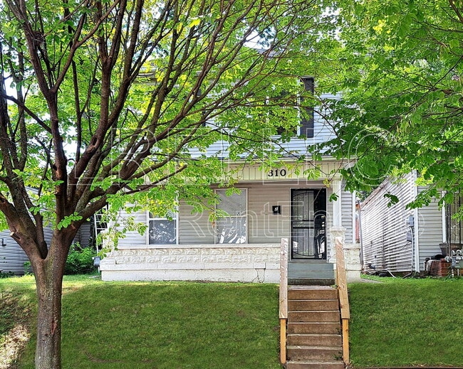 Primary Photo - 310 S 28th St