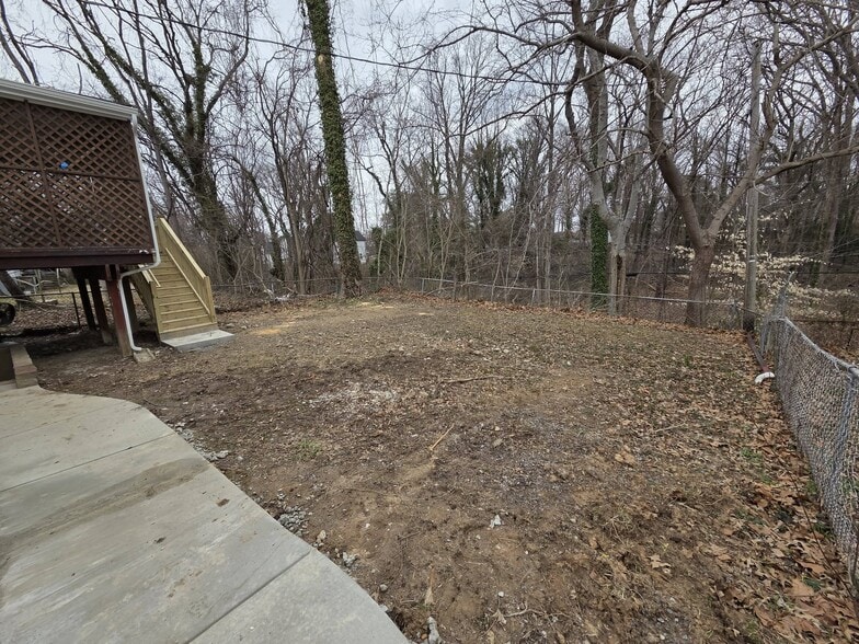 Building Photo - 5506 Campbell Ave