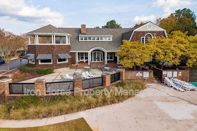 Building Photo - 1035 Barnett Shoals Rd