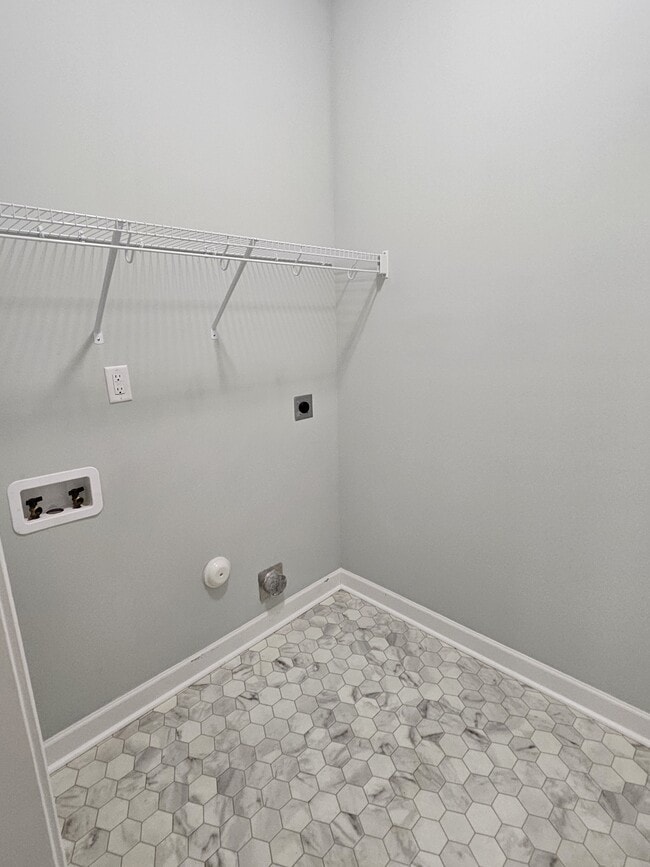 Building Photo - 202 Mutton Dr