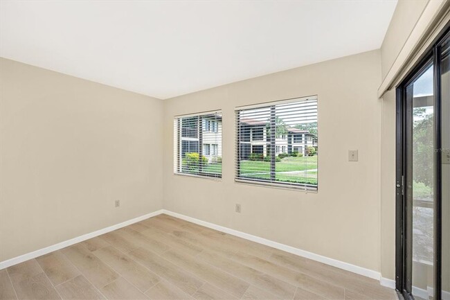 Building Photo - 5172 Lake Village Dr
