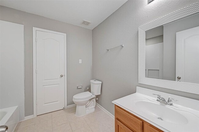 Building Photo - 502 Mornington Ln