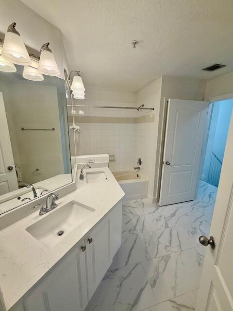 Building Photo - 11032 Legacy Dr