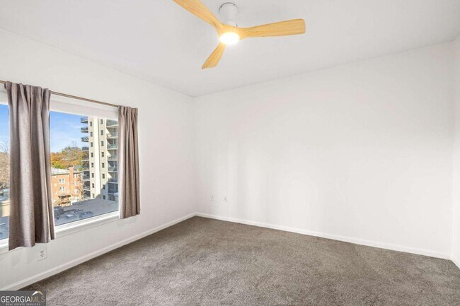 Building Photo - 275 13th St NE