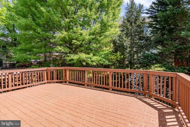 Building Photo - 45527 Grand Central Sq