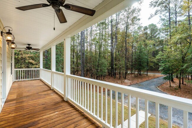 Building Photo - 4 Bedroom, 2.5 Bathroom Home in The Refuge at Ravenel - Ravenel