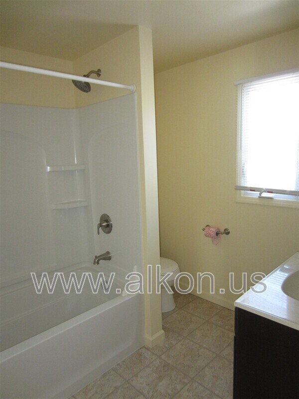 Building Photo - 621 Brierly Ln