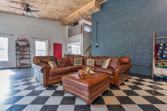 Building Photo - 2796 Camp Easter Rd