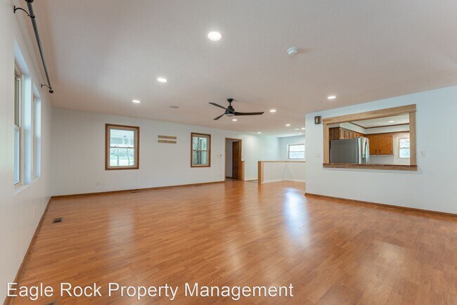 Building Photo - 4 br, 3.5 bath House - 88 Patton Rd