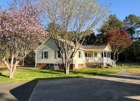 Building Photo - 1195 Tirzah Rd