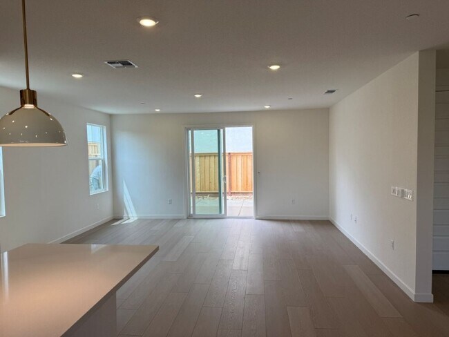 Building Photo - Brand New Desirable One Lake Subdivision -...