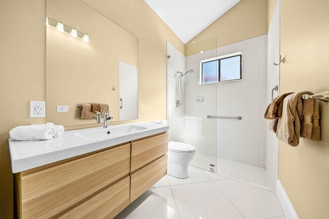 Building Photo - 5312 Steeplechase